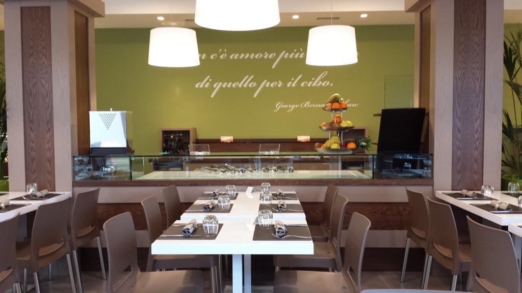 Hotel Emiliana Villadossola Zewnętrze zdjęcie