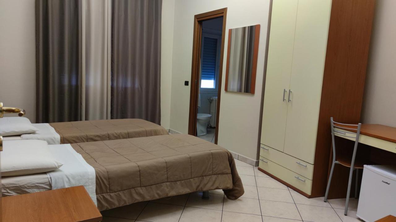 Hotel Emiliana Villadossola Zewnętrze zdjęcie